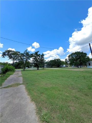 1111 Boulevard Street, Bryan, TX 77803