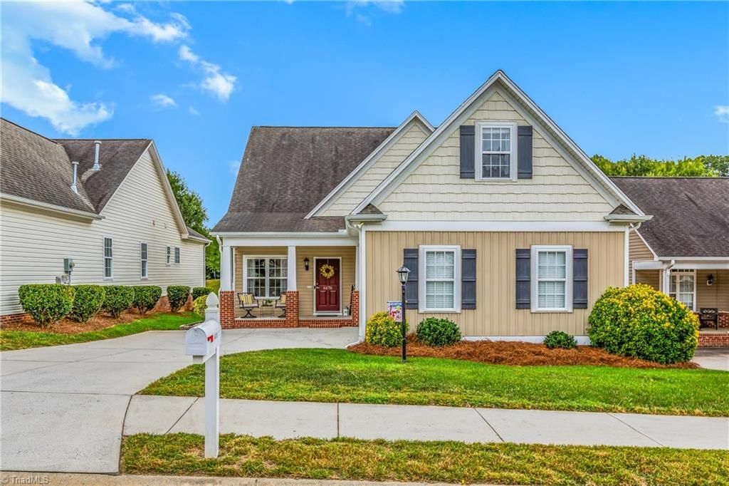 6676 Springfield Village Lane, Clemmons, NC 27012