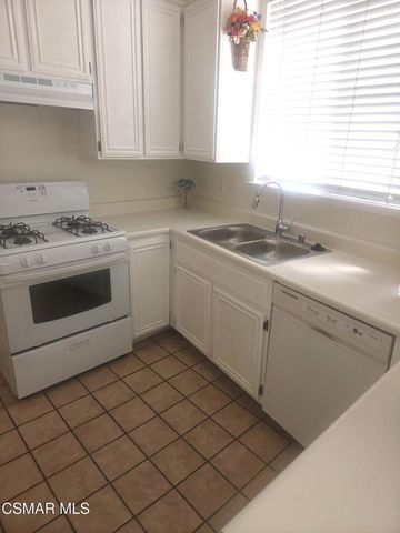 13901 Olive View Lane 52, Sylmar, CA 91342