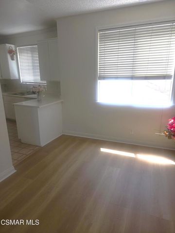 13901 Olive View Lane 52, Sylmar, CA 91342