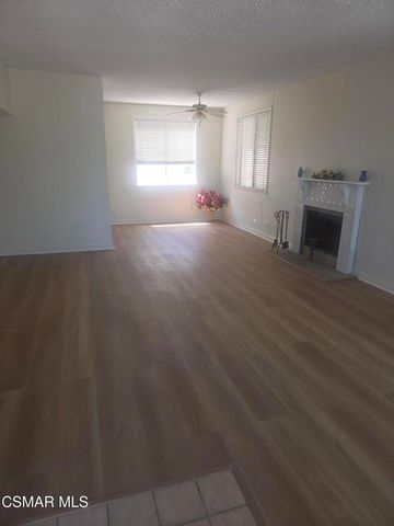 13901 Olive View Lane 52, Sylmar, CA 91342