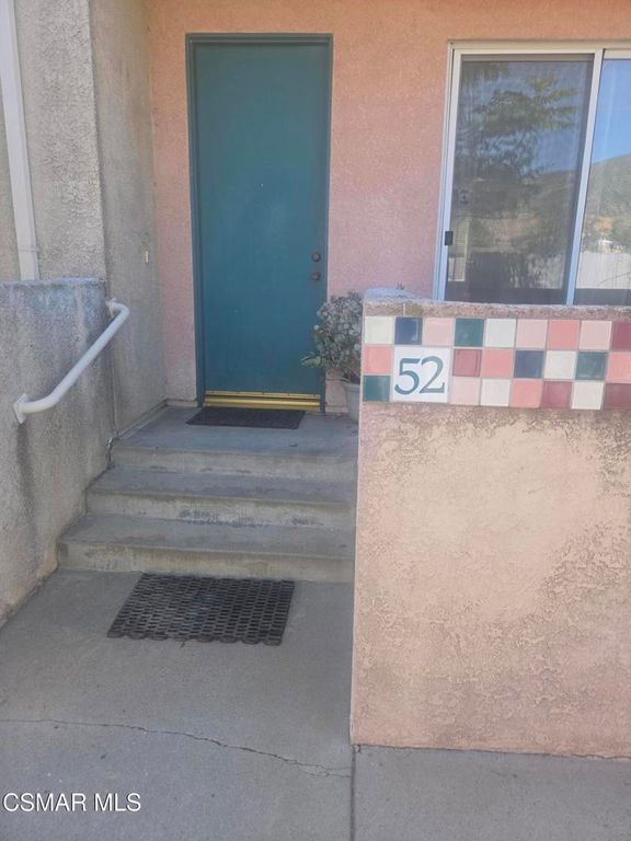 13901 Olive View Lane 52, Sylmar, CA 91342