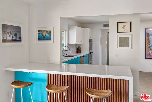 5305 E Lakeside Drive, Palm Springs, CA 92264