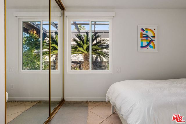 5305 E Lakeside Drive, Palm Springs, CA 92264