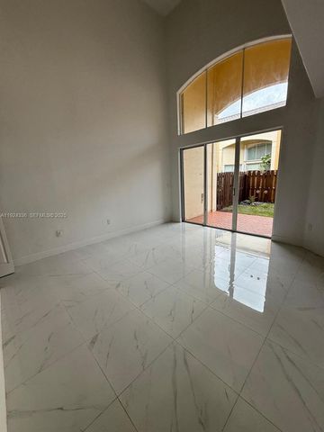 5543 NW 112th Pl 5543, Doral, FL 33178