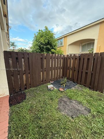 5543 NW 112th Pl 5543, Doral, FL 33178