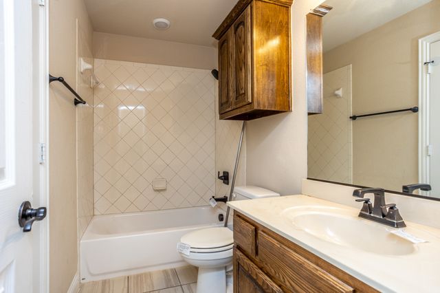 4803 Comstock Way, Mansfield, TX 76063
