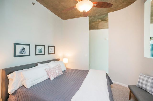 415 Church St Apt 2210, Nashville, TN 37219