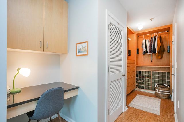 415 Church St Apt 2210, Nashville, TN 37219