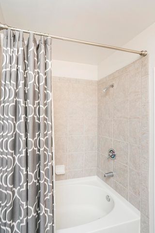 415 Church St Apt 2210, Nashville, TN 37219