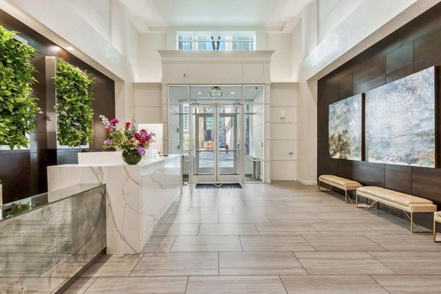 415 Church St Apt 2210, Nashville, TN 37219