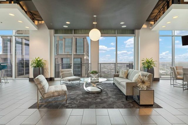 415 Church St Apt 2210, Nashville, TN 37219