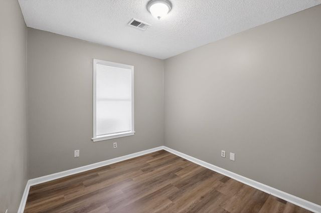 5126 BRUSHWOOD DR, Memphis, TN 38109