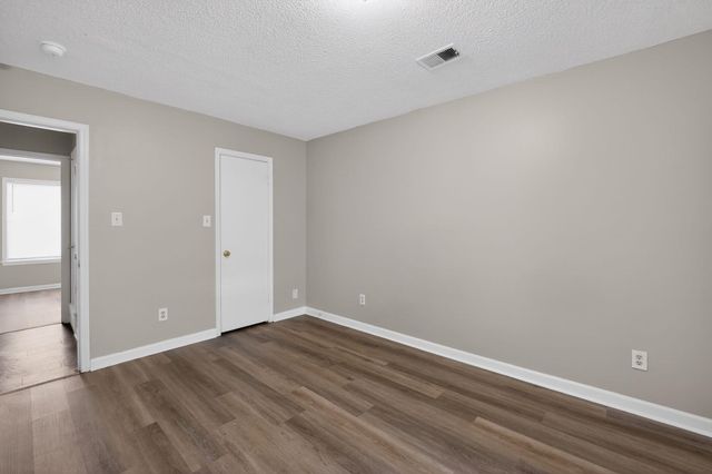 5126 BRUSHWOOD DR, Memphis, TN 38109