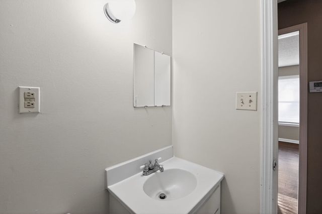 5126 BRUSHWOOD DR, Memphis, TN 38109