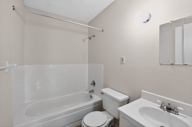 5126 BRUSHWOOD DR, Memphis, TN 38109