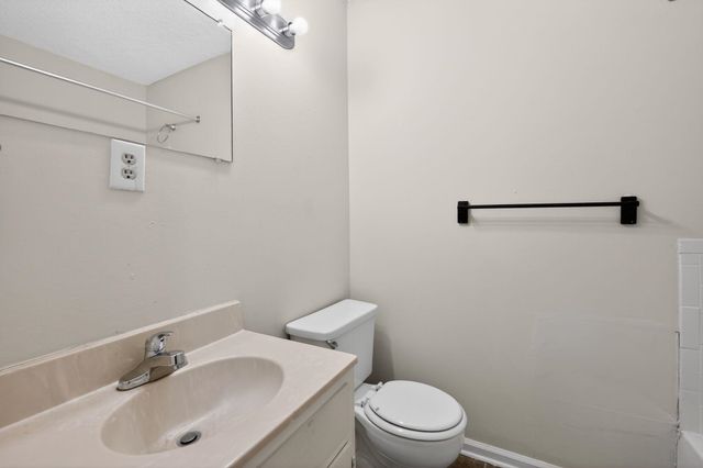 5126 BRUSHWOOD DR, Memphis, TN 38109