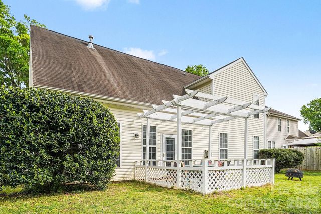 10027 Brawley Lane, Charlotte, NC 28215