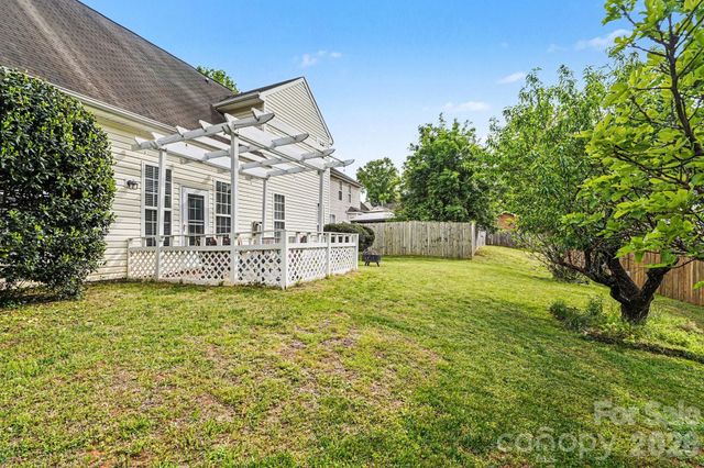 10027 Brawley Lane, Charlotte, NC 28215