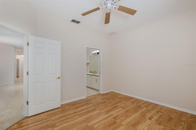 11142 PORT DOUGLAS DRIVE, New Port Richey, FL 34654