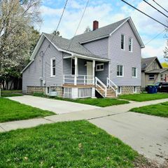 1307 18th Street, Bay City, MI 48708