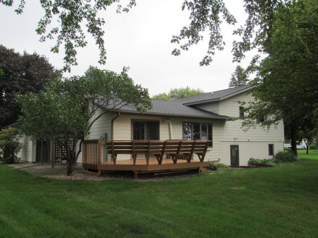 405 8th Street SE, Fulda, MN 56131