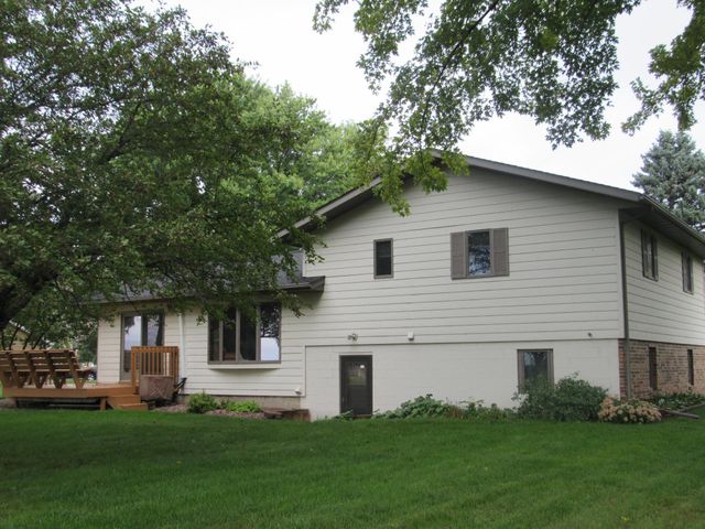 405 8th Street SE, Fulda, MN 56131