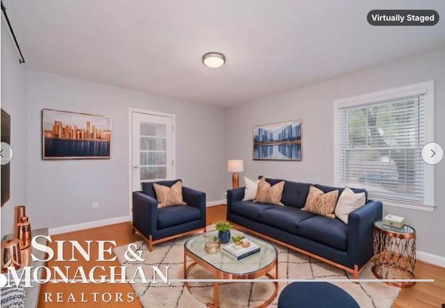 901 Lincoln Rd Road, Grosse Pointe, MI 48230
