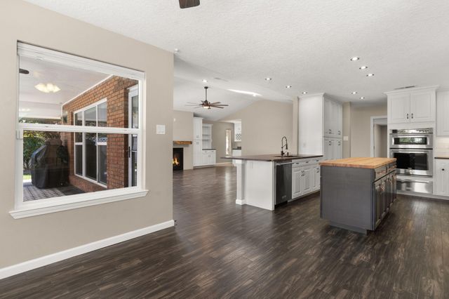 7620 American Heritage Drive NE, Albuquerque, NM 87109