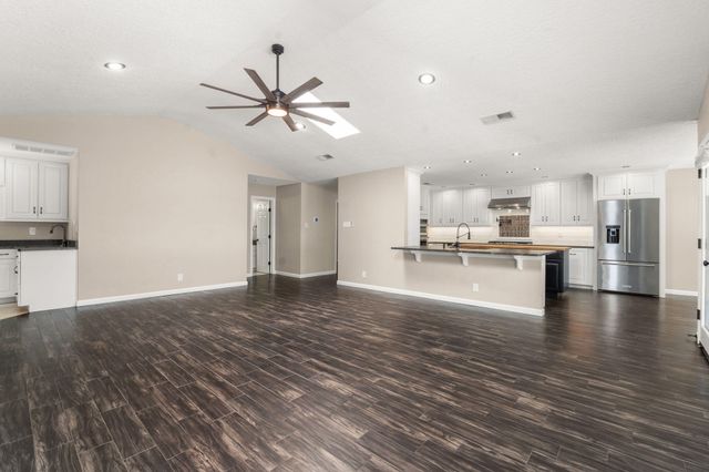 7620 American Heritage Drive NE, Albuquerque, NM 87109