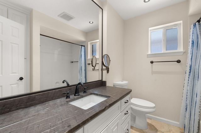 7620 American Heritage Drive NE, Albuquerque, NM 87109