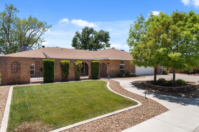 7620 American Heritage Drive NE, Albuquerque, NM 87109
