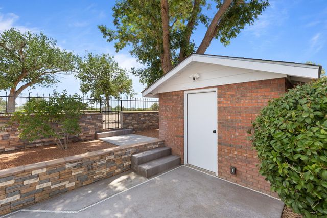 7620 American Heritage Drive NE, Albuquerque, NM 87109