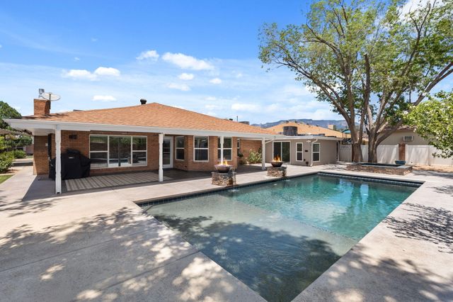 7620 American Heritage Drive NE, Albuquerque, NM 87109