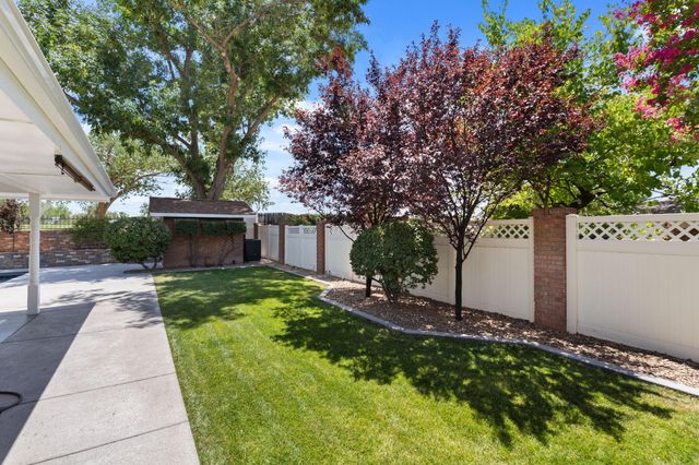 7620 American Heritage Drive NE, Albuquerque, NM 87109