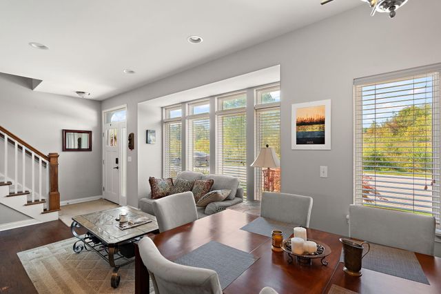 77 Sanctuary Drive, Valparaiso, IN 46385