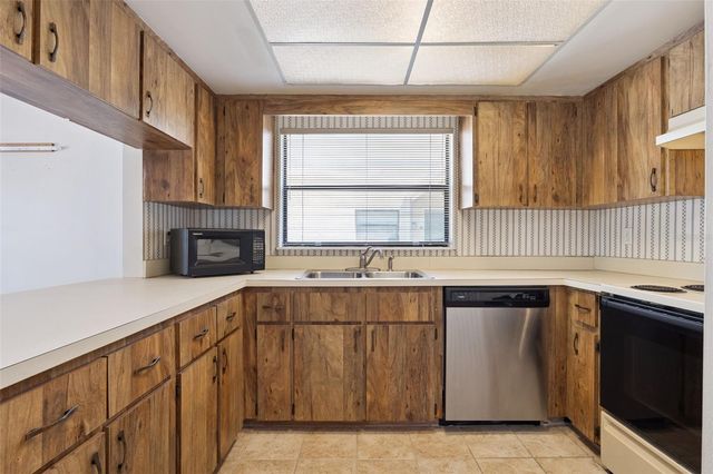 427 S NETHERWOOD CRESCENT 427, Altamonte Springs, FL 32714