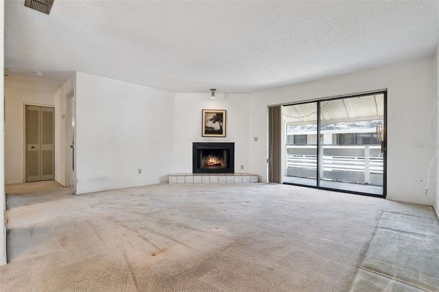 427 S NETHERWOOD CRESCENT 427, Altamonte Springs, FL 32714