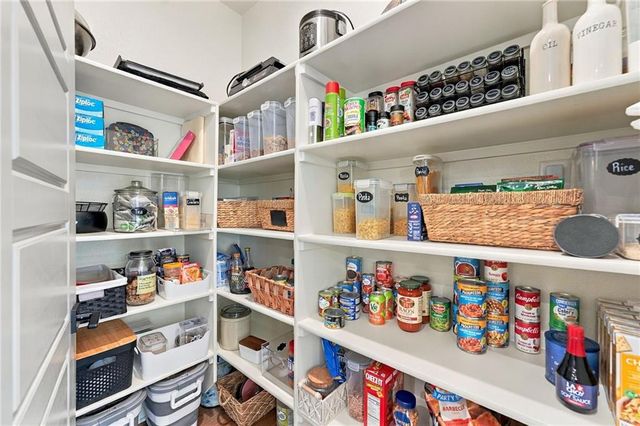 4404 SW Nautilus Place, Lee's Summit, MO 64082