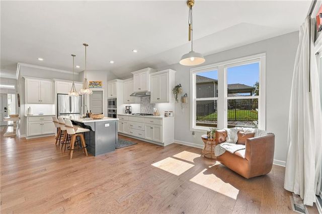 4404 SW Nautilus Place, Lee's Summit, MO 64082