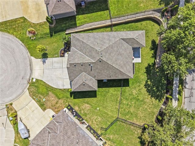 4404 SW Nautilus Place, Lee's Summit, MO 64082