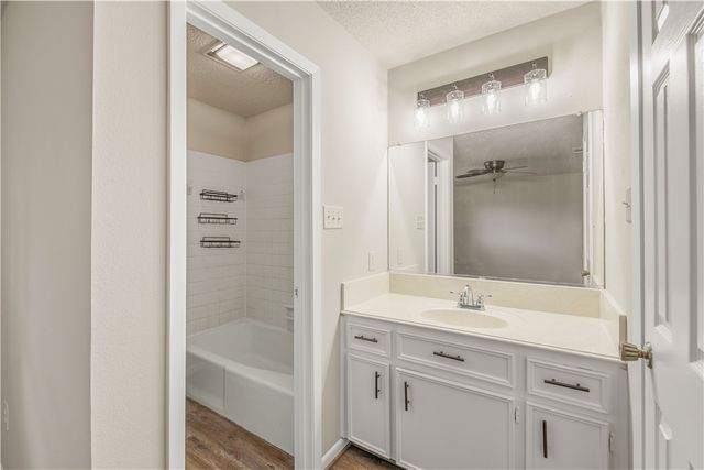 2906 Woodmeadow Drive, Bryan, TX 77802