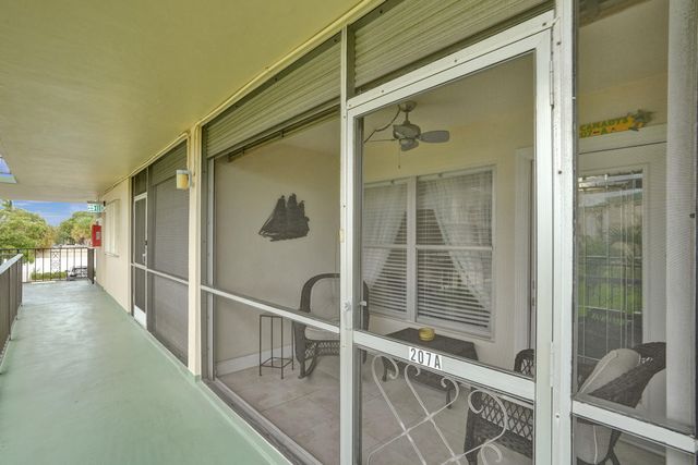 810 SE 7TH Street 207, Deerfield Beach, FL 33441