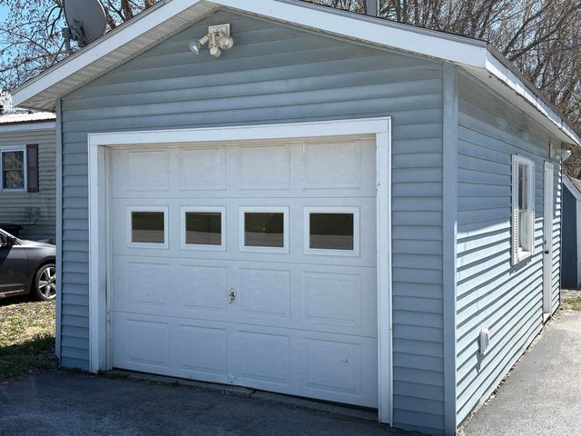 104 Nason Street, St. Albans Town, VT 05478