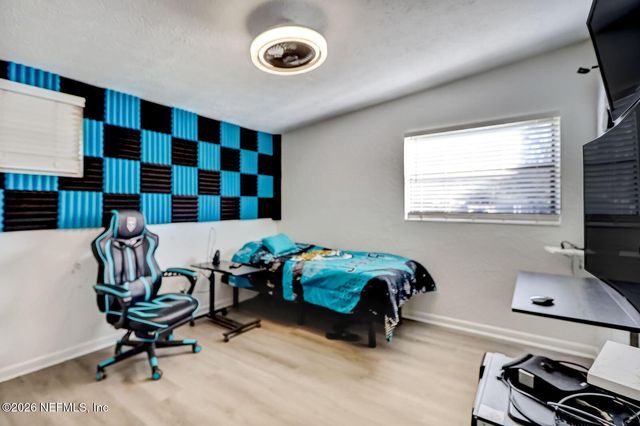 3039 LORMAN Drive, Jacksonville, FL 32223