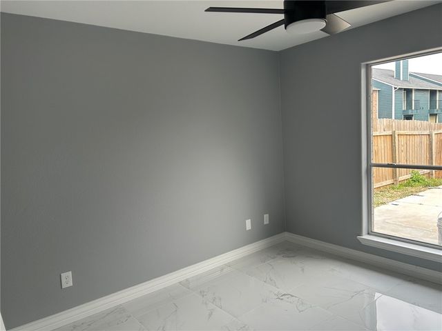 4750 Willowick Dr, Corpus Christi, TX 78413