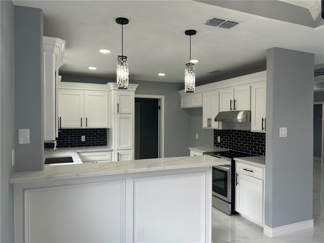 4750 Willowick Dr, Corpus Christi, TX 78413
