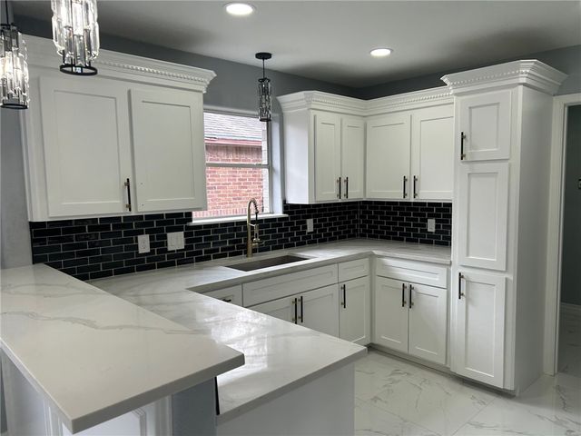 4750 Willowick Dr, Corpus Christi, TX 78413