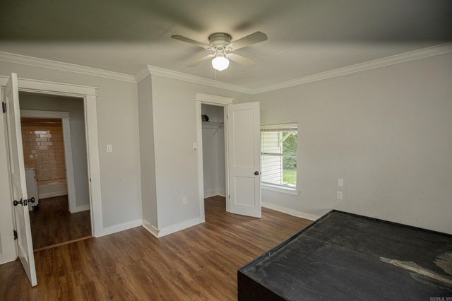 320 S border, Benton, AR 72015