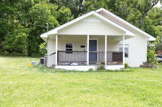 320 S border, Benton, AR 72015